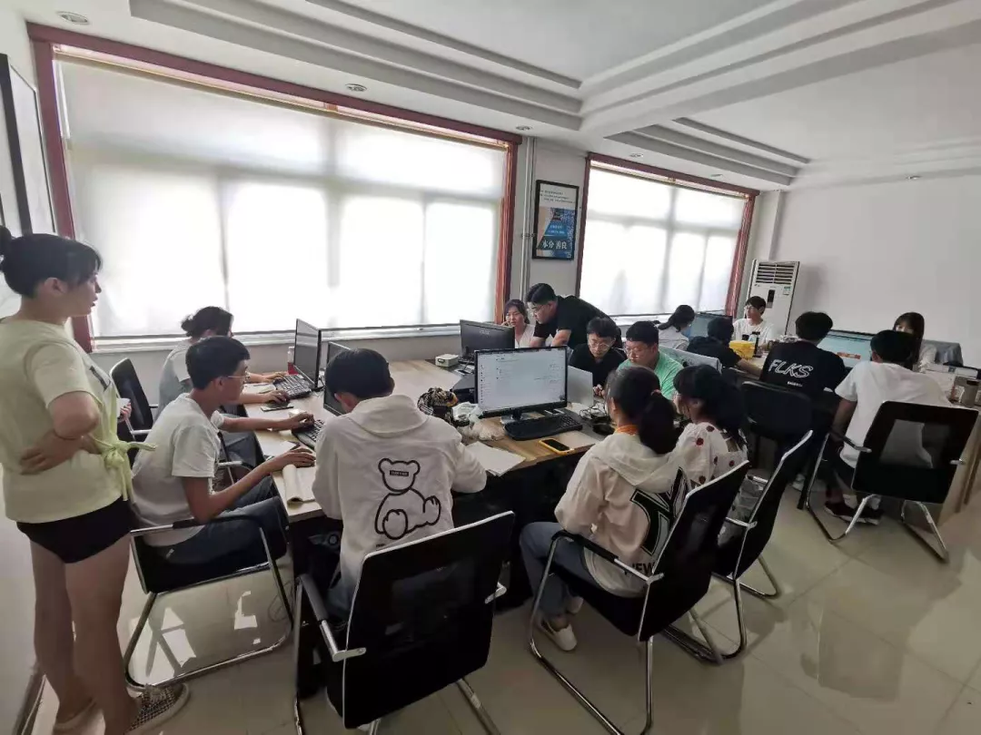 一位留荣大学生的创业实践