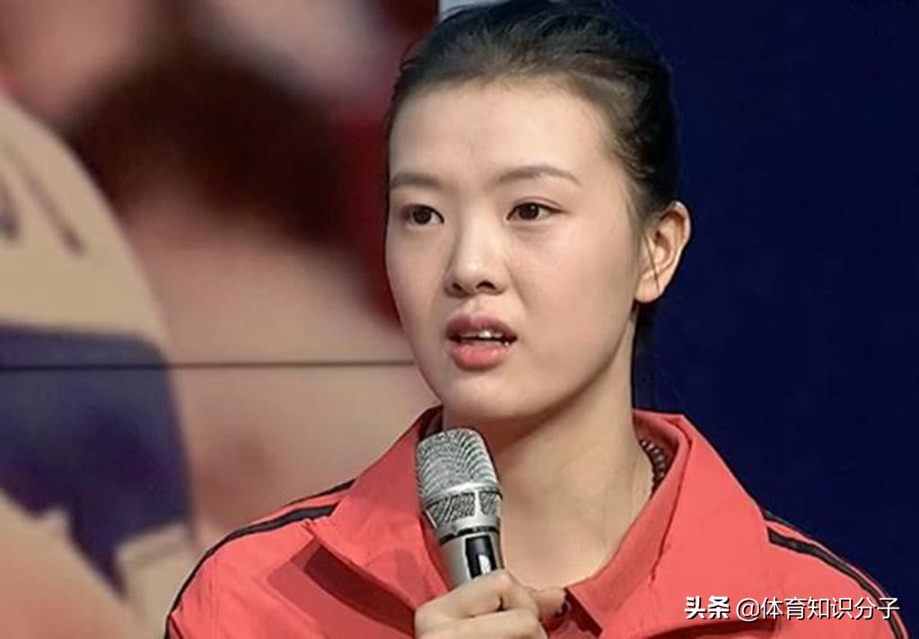 为什么女排二队参赛世界杯(郎平为何让张常宁去二队？3大重要原因不容忽视，女排主帅有智慧)