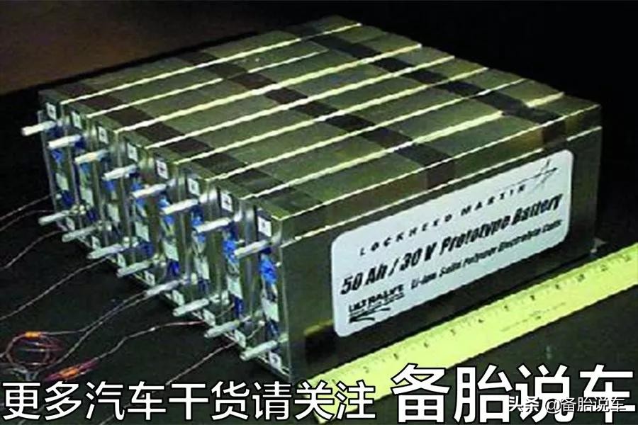 熄火后在车里听音乐，电瓶能撑多久？