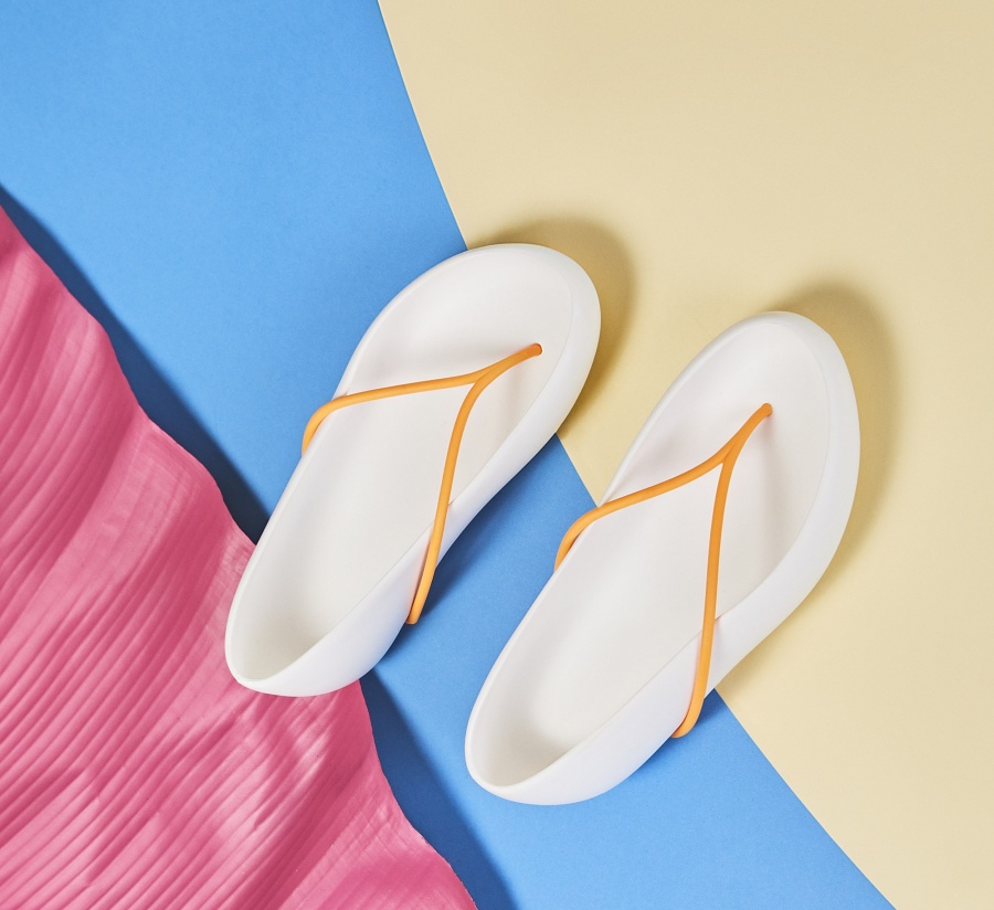 拖鞋也得优雅!ipanema新款人字拖