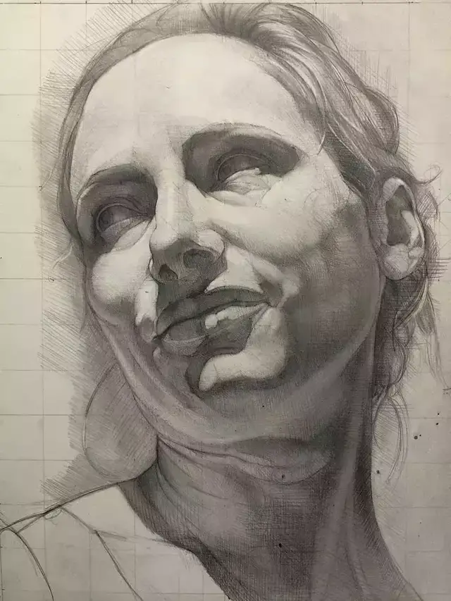 列宾美术学院素描作品，带你走进那个世界，对美另类的诠释