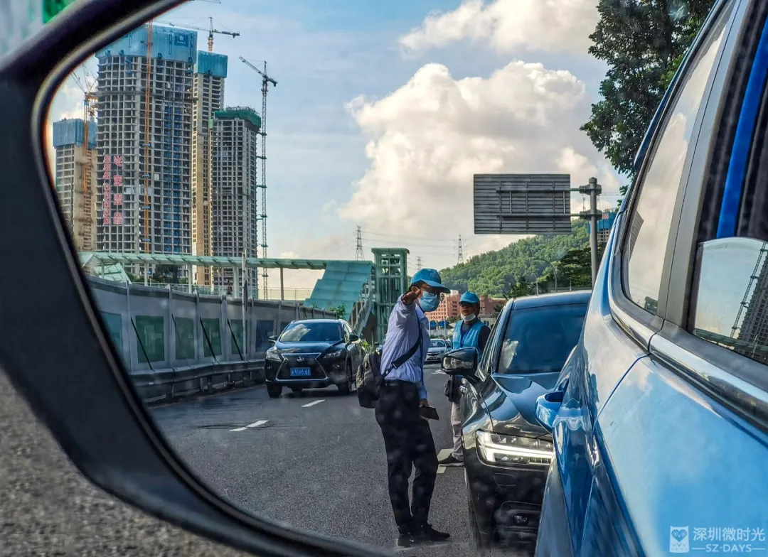 深圳月入过万的低门槛副业:帮人停车、陪人看病、代人遛狗