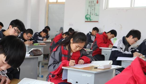 新高考模式迎来大调整，3+1+2或变成3+2+1，预计明年开始落实