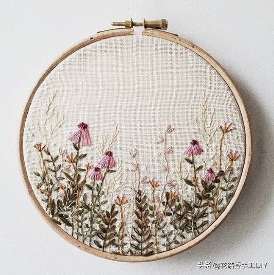 刺绣图案大全(花草刺绣图案大全)-骁龙网