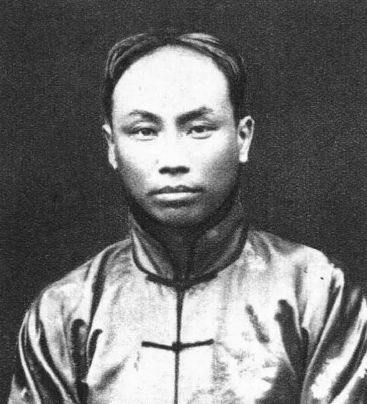 毛主席视察安庆，问傅大章：“陈独秀家还有谁？”傅大章感慨不已