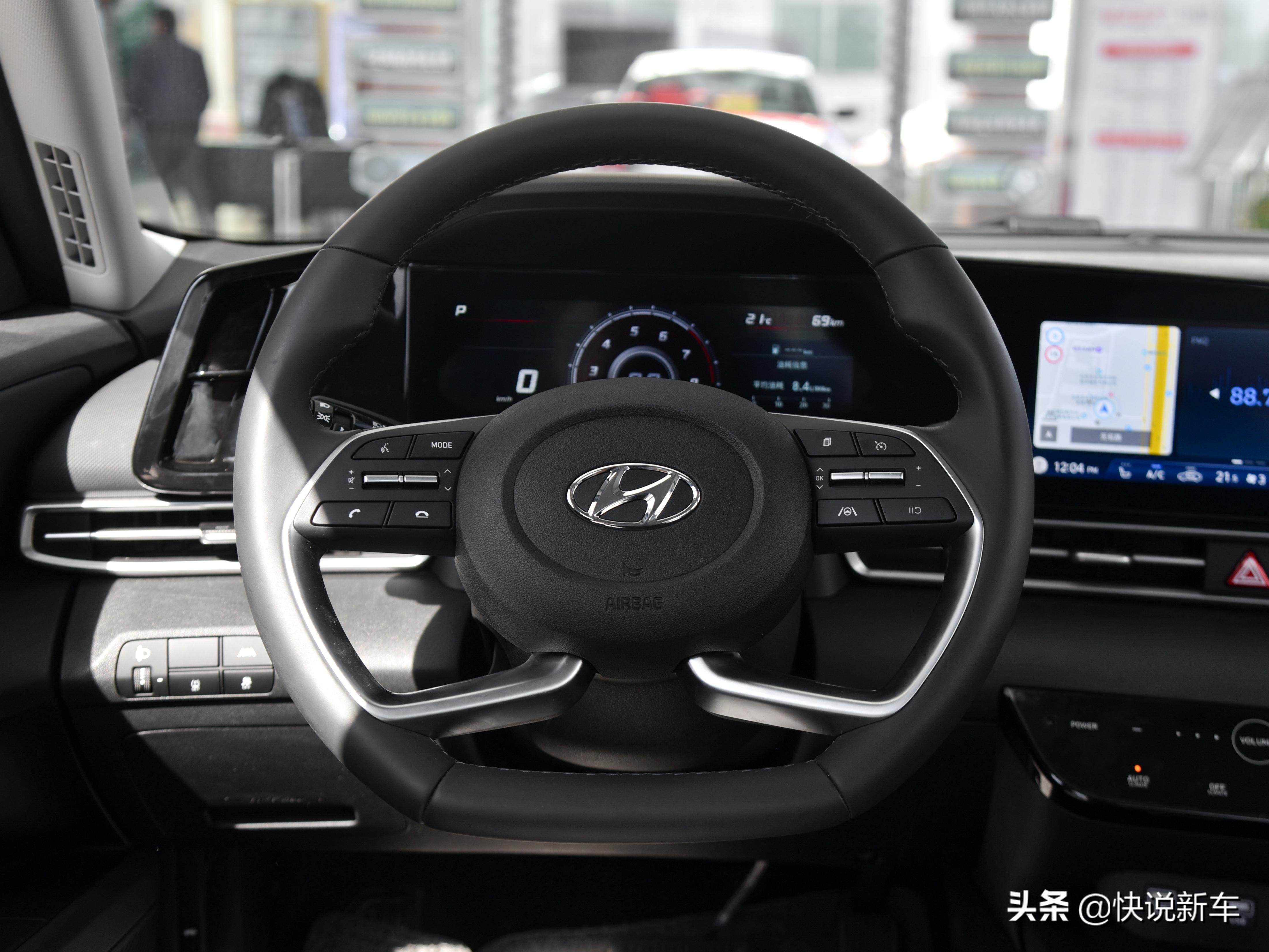 最低售价9.98万元你满意吗？实拍伊兰特