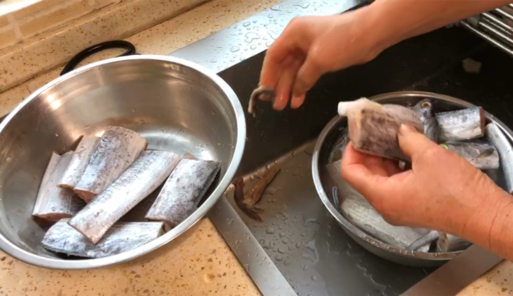 炸帶魚的做法大全,炸帶魚的做法大全家常菜竅門