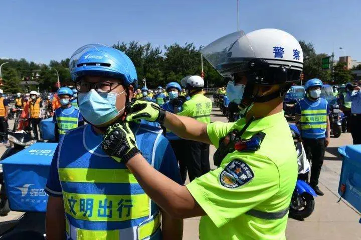 公安部：6月1日起不戴头盔处罚仅限于摩托车！