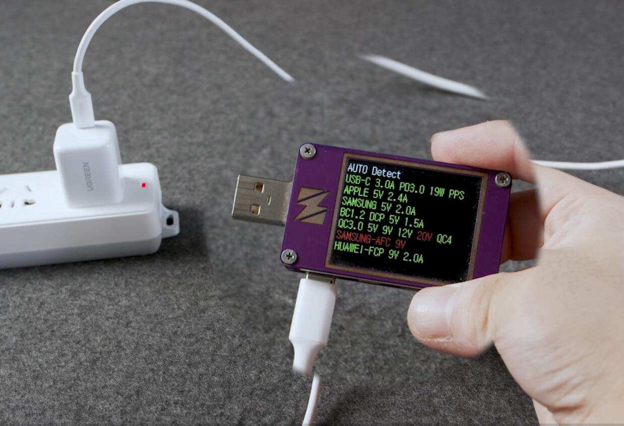 5款 iPhone 热门 20W 快充头，哪款最值得买？