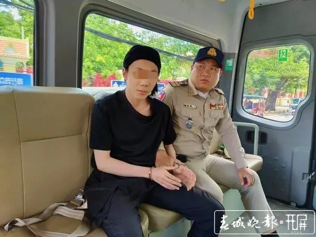 大学女教授与丈夫在自家屋内死亡多日,疑凶竟是其子!警方通报……