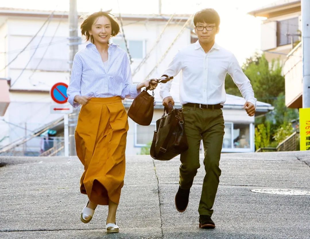 日本年轻一代的价值观转变：从“买遍全世界”到“学会断舍离”