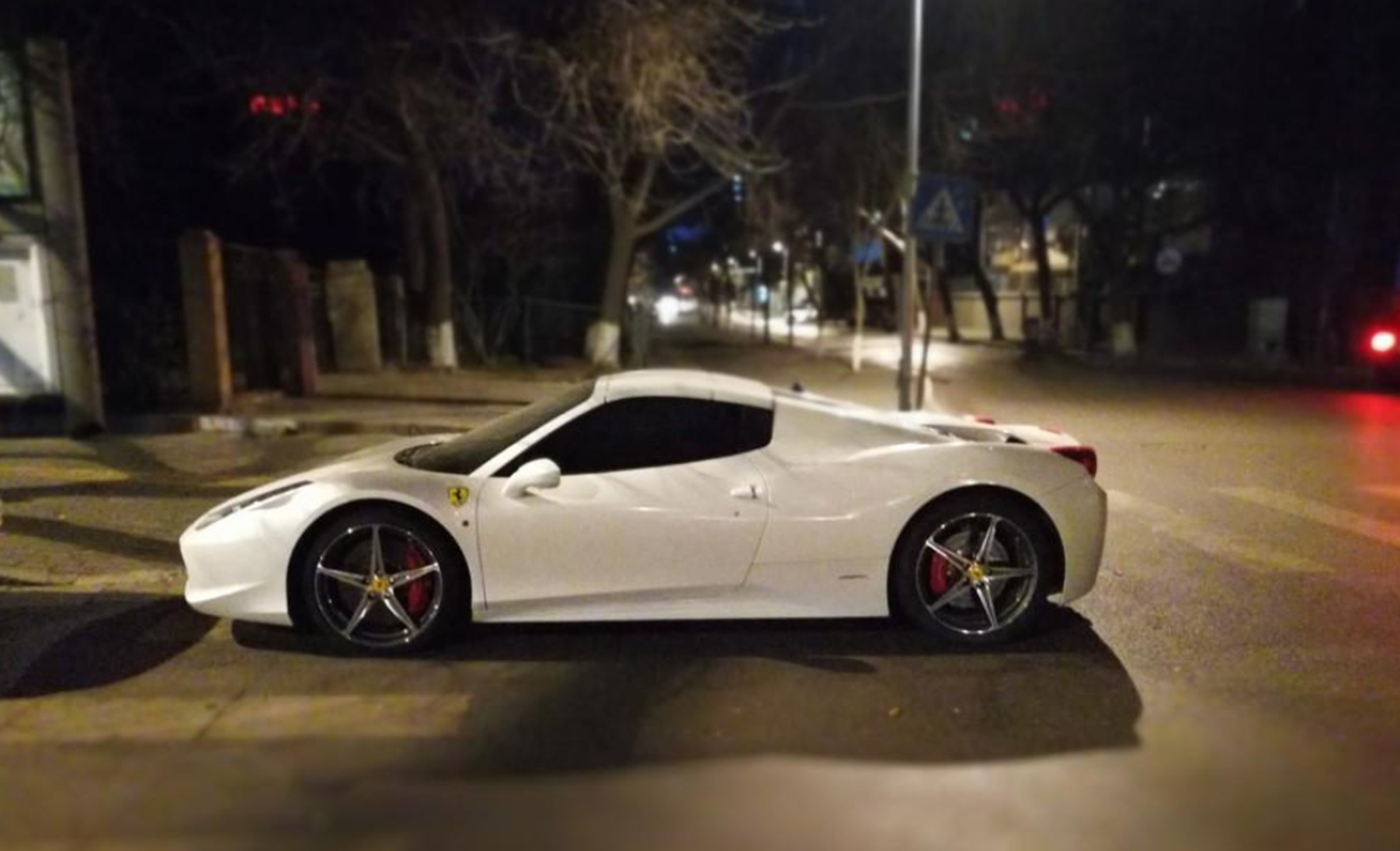 直播礼物跑车多少钱冯提莫年入1