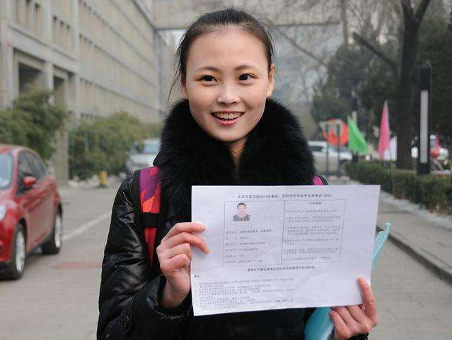 高考全国三卷简单？广西分数线不增反降，四川学霸：看到希望了？