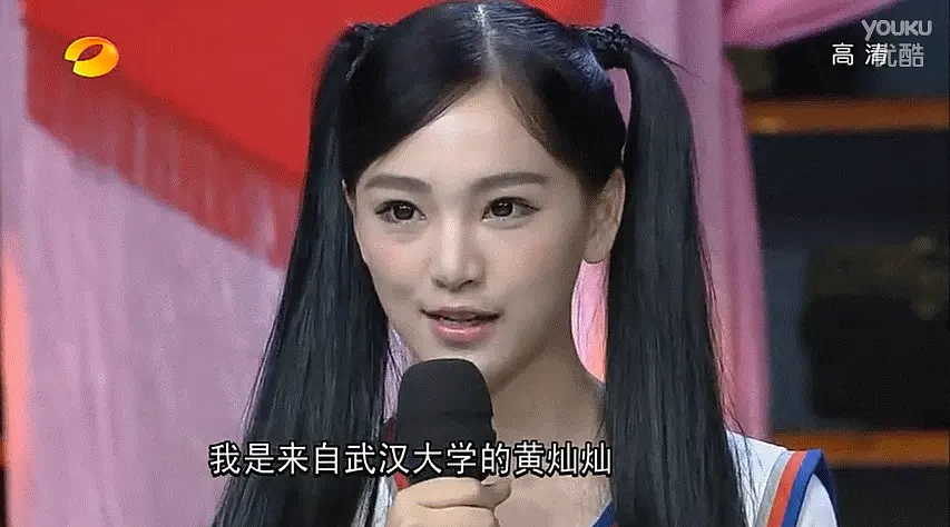进娱乐圈的10位网红,有人演8部女主不火,有人身份横跨演员歌手