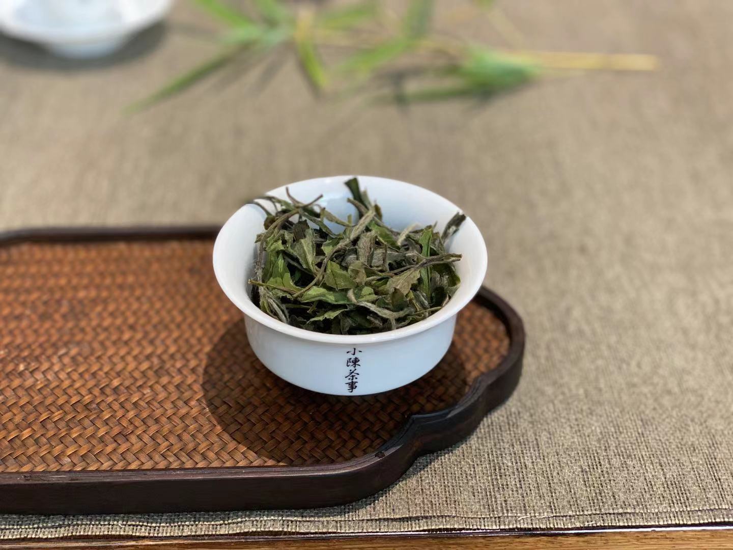 饼茶没有散茶好，寿眉不值钱，10个白茶偏心语录，你中了几个？