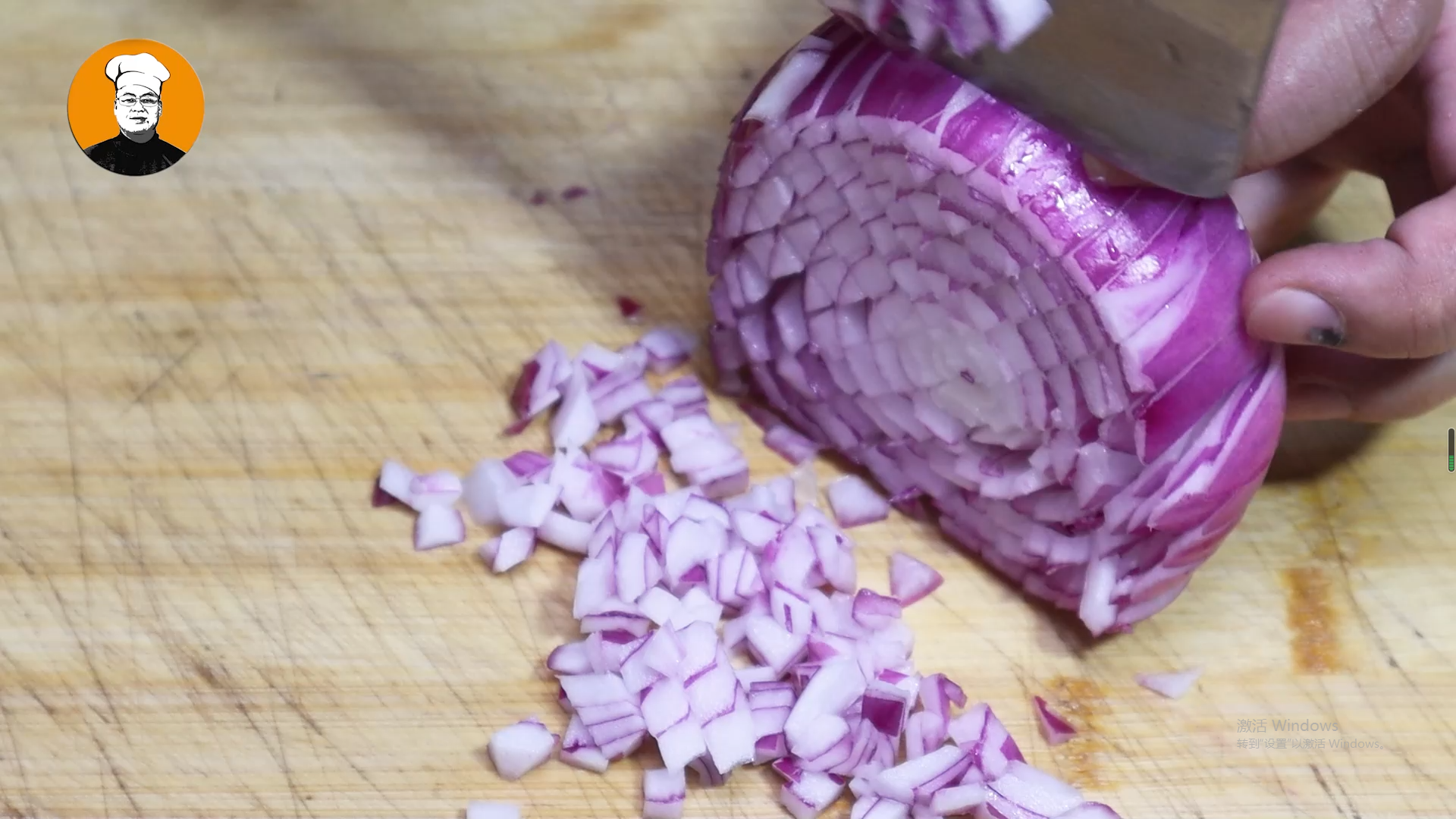 土豆炖牛腩，有人焯水有人直接炖，教你正确做法，软烂不柴无腥味