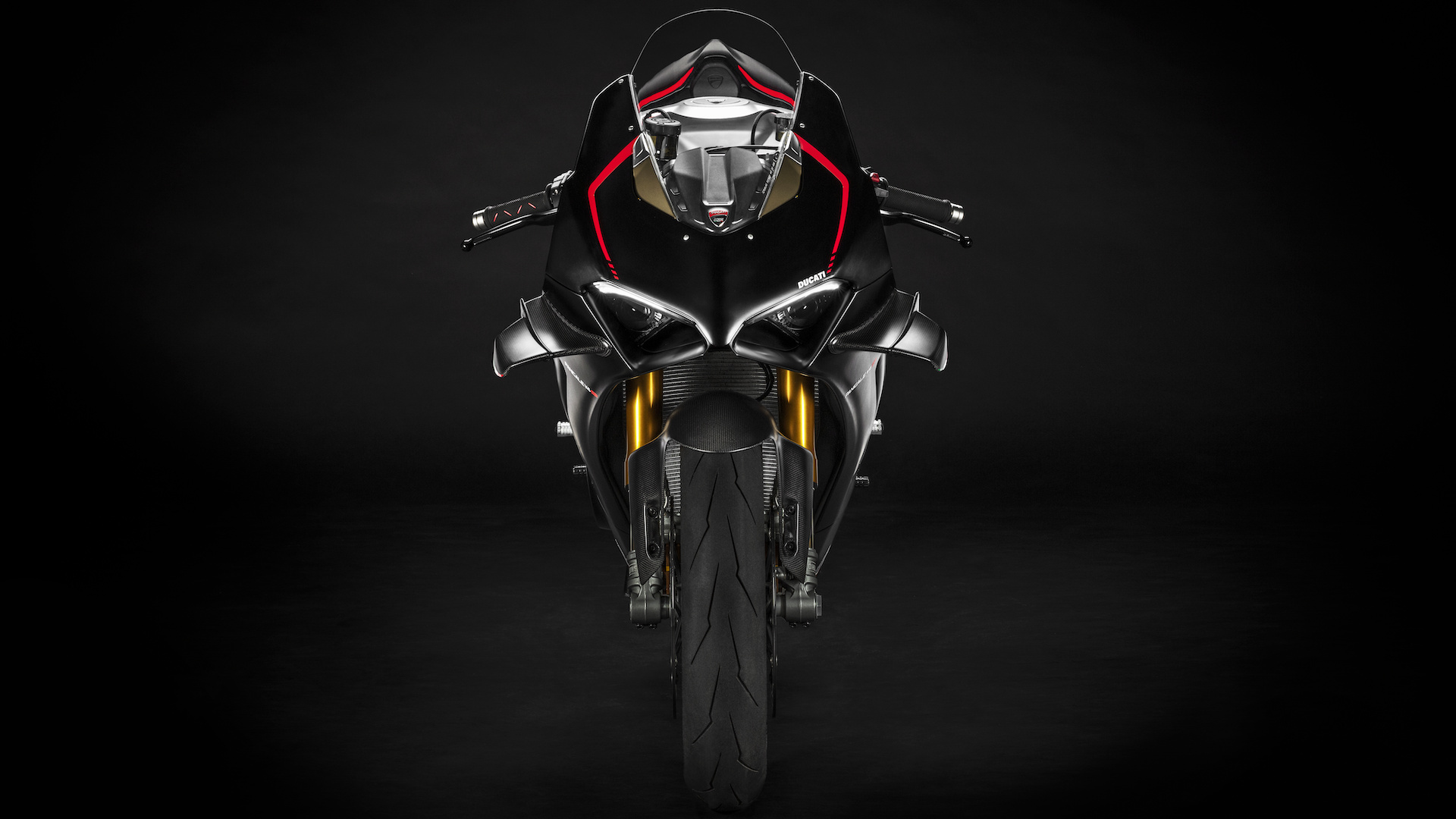 杜卡迪一字之差贵10W！那少两个缸会便宜多少呢？