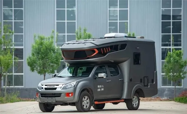 满足一家四口畅游川藏公路的越野房车，不到40万