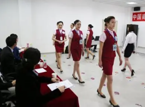 国企南方航空启动招聘，待遇优厚但门槛高，满足条件的可以去试试