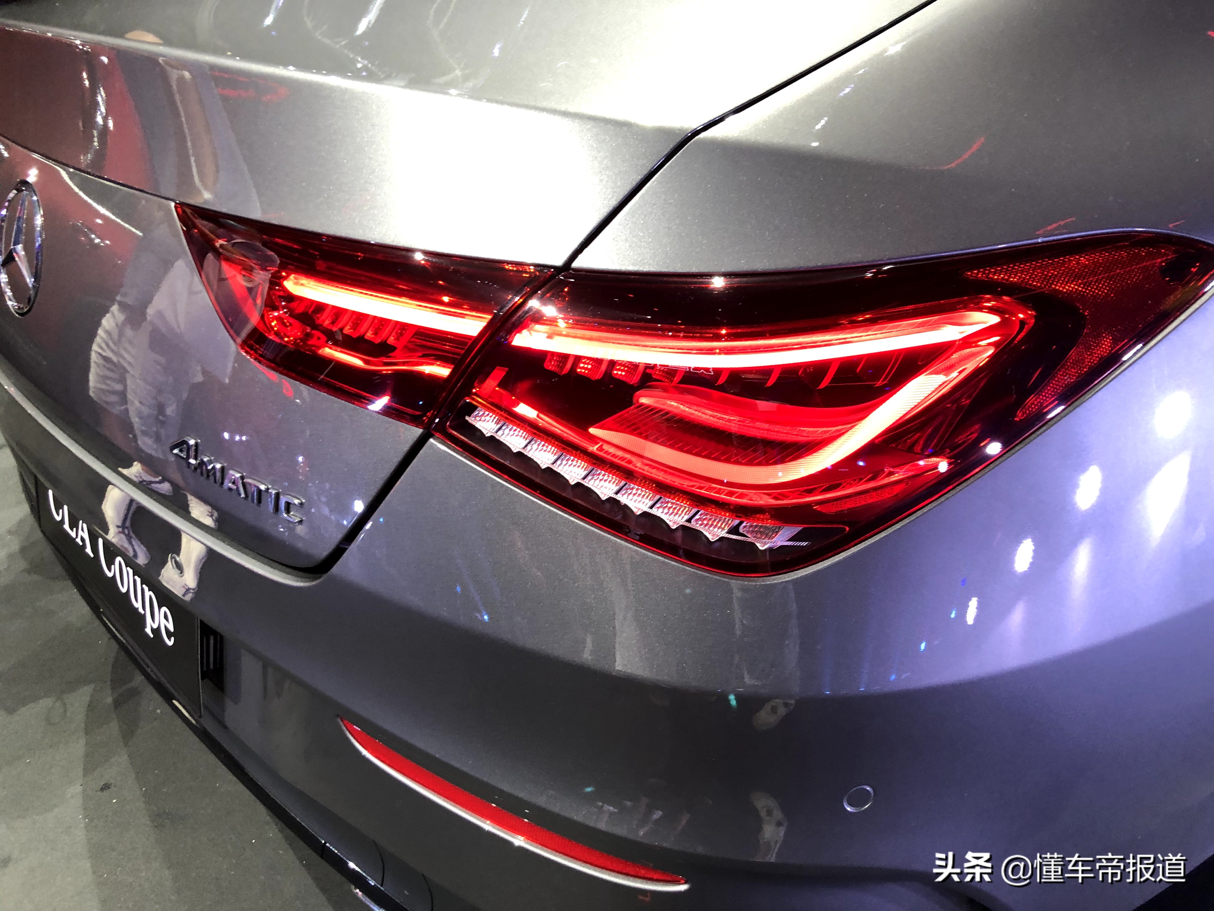 新车 | 奔驰全新CLA四门轿跑车/五门猎跑车上市 售29.98万元起