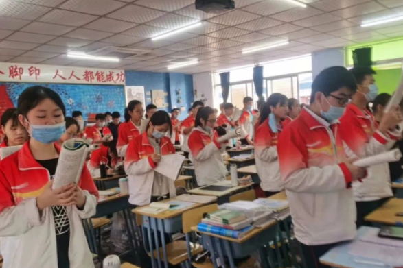 新高考“3+1+2”模式将实施，落榜考生还能复读吗？官方做出回应