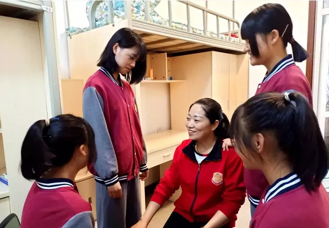 小浪探校 | 小班化教学，性价比超高，温江这所学校真香