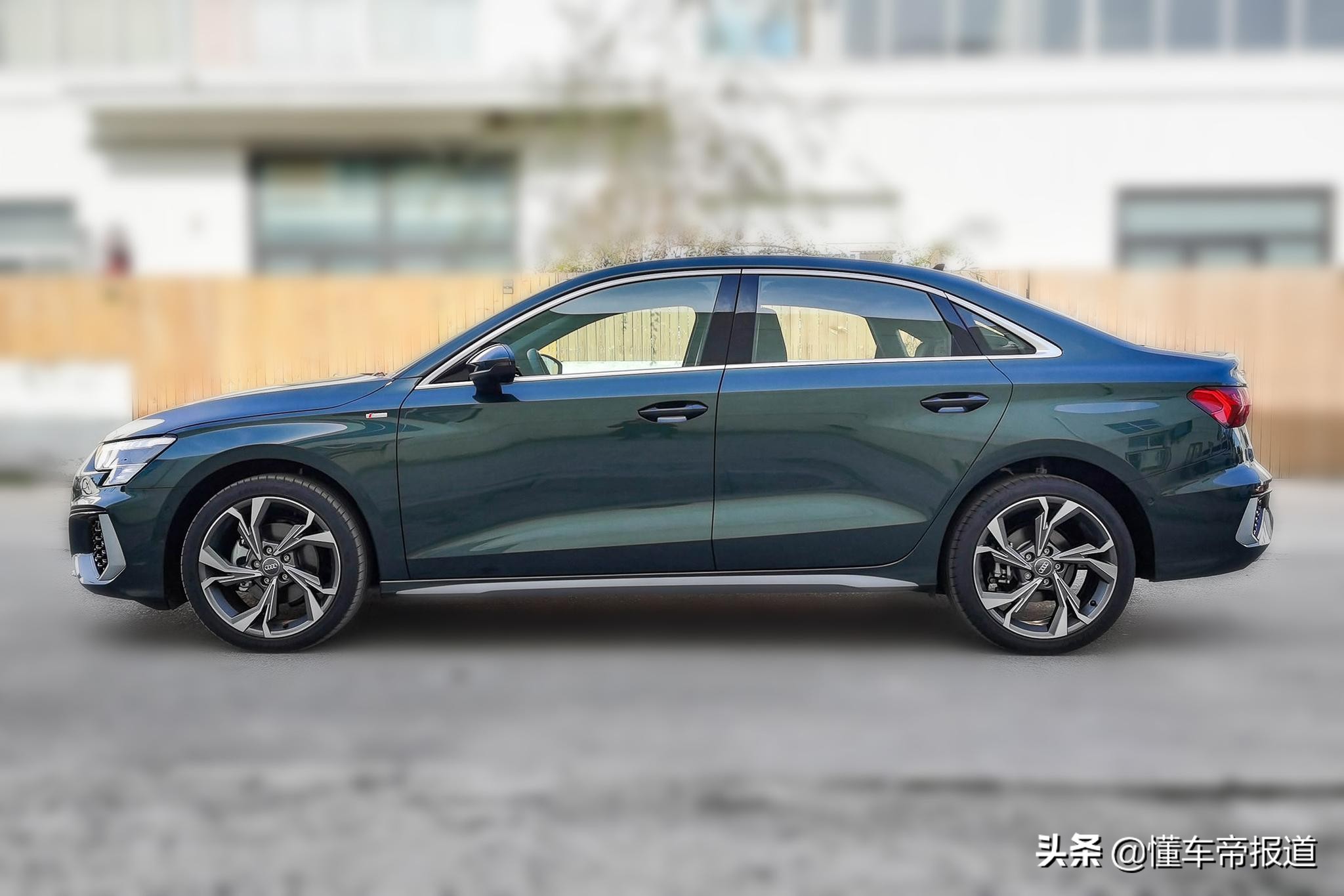 新车 | 21万就能买，颜值空间都有，奥迪A3L三厢解析