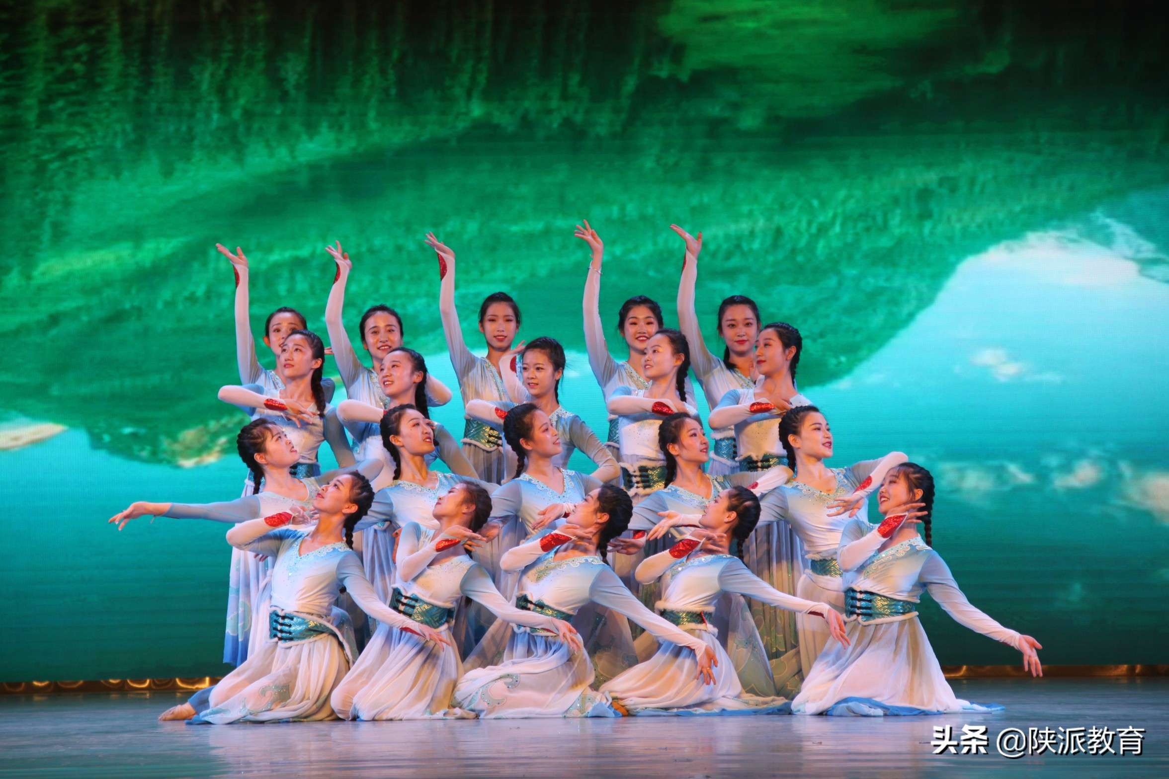 第三届新西部全国大学生影像节获奖名单揭晓 颁奖盛典在西北大学现代学院举行