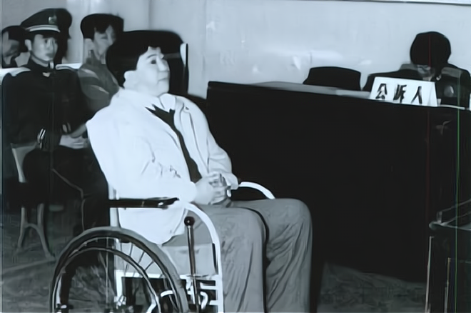 1984年，公交车司机发明“水变油”，13年后被扭送法庭判刑