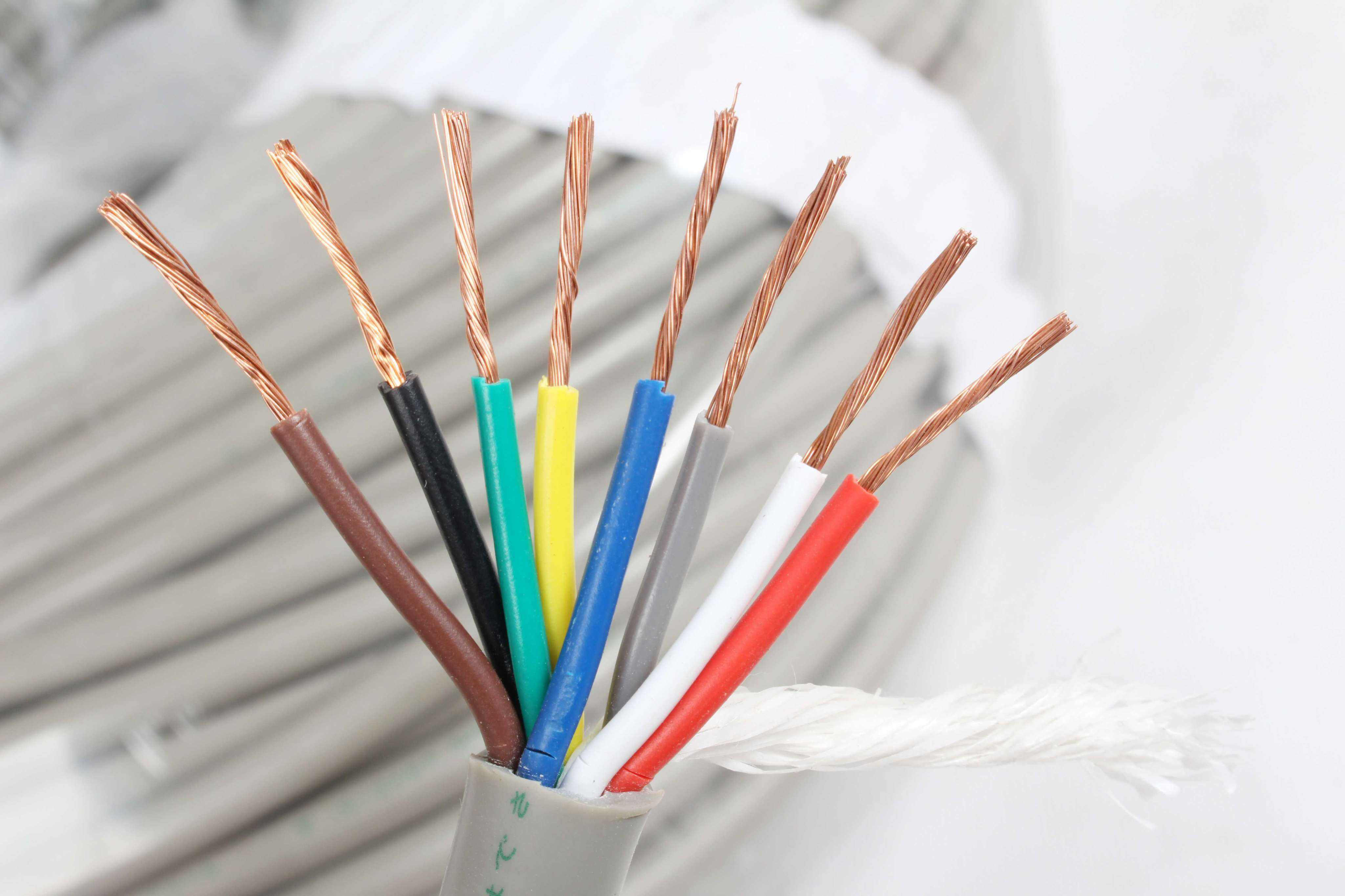 装修时，电线用硬线还是软线？单芯还是多芯？两种线有什么区别？