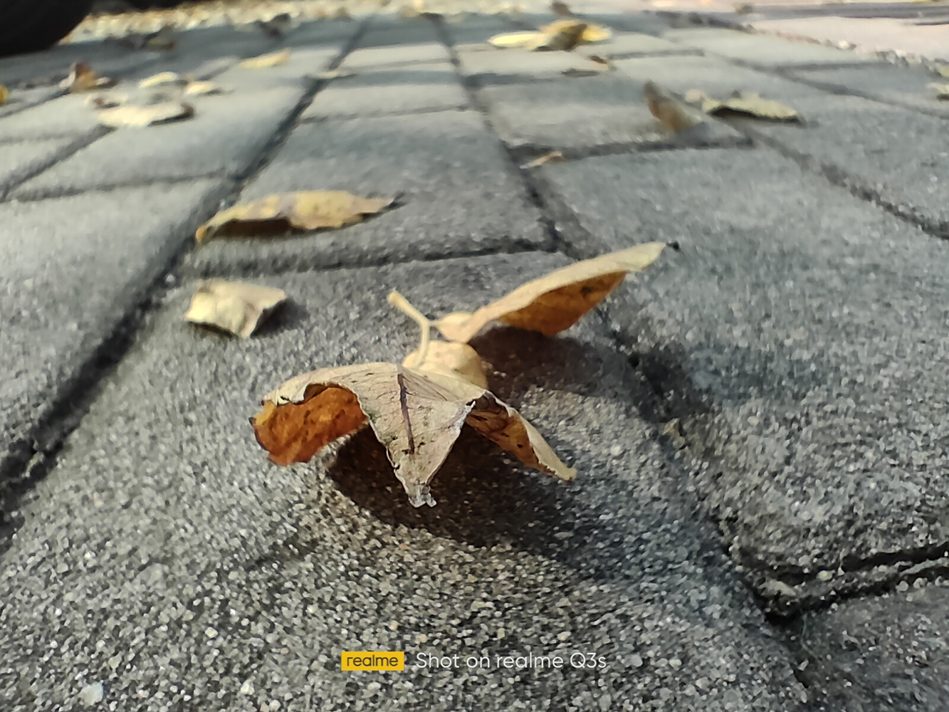 千元神机再起风云！长续航+144Hz，真我Q3s有颜又能打