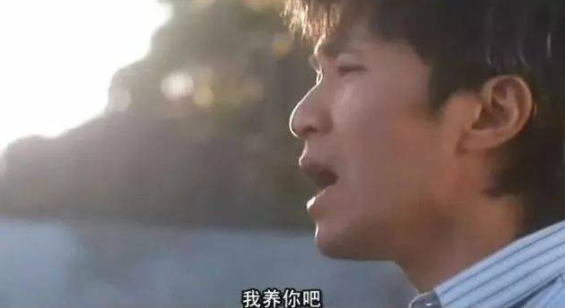 老友去世，痛失挚爱，被圈内人炮轰，周星驰“叛众亲离”的一生