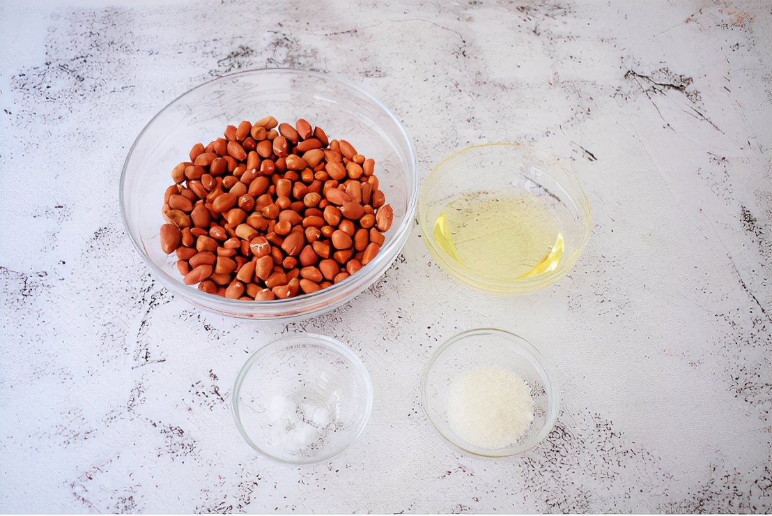 想吃花生酱不用买，自己在家也能做，纯天然的更健康