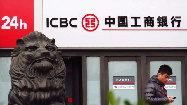 用房子抵押贷款怎么贷
