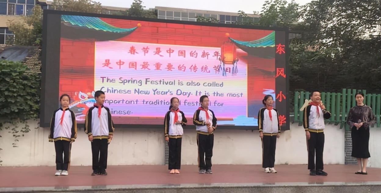 校园英语节开幕，河北这所小学的孩子们用英语介绍中国