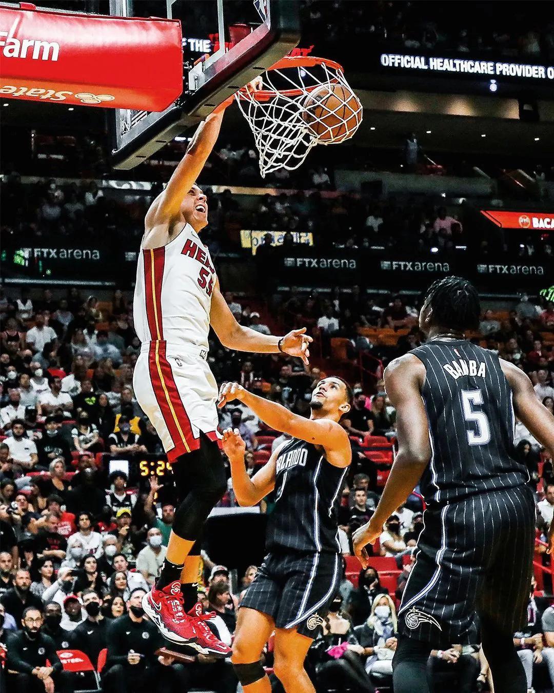 迈阿密热火队壁纸(NBA球队主题壁纸（第二期）——迈阿密热火队Miami Heat)