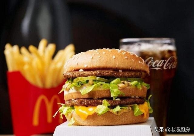 华莱士、汉堡王、麦当劳的汉堡差距有多大？对比一下就清楚了！