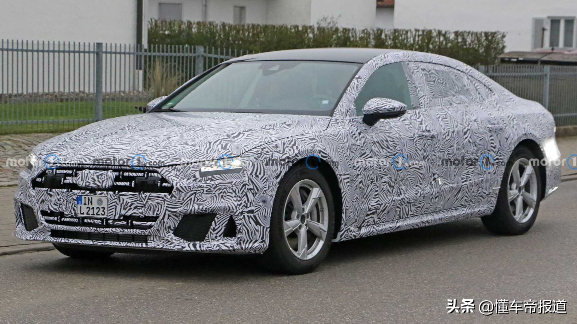 新车｜“55 TFSI”尾标，曝上汽奥迪A7L动力，不止加长