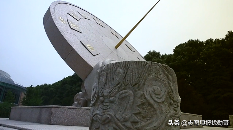 我国这所知名大学！国内了不得的“行业龙头”，就业率超高