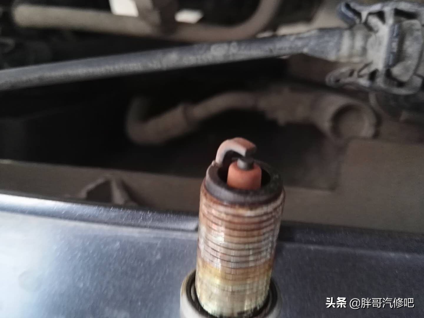10万公里的车该如何保养？检查不是走马观花，保养不只是换机油