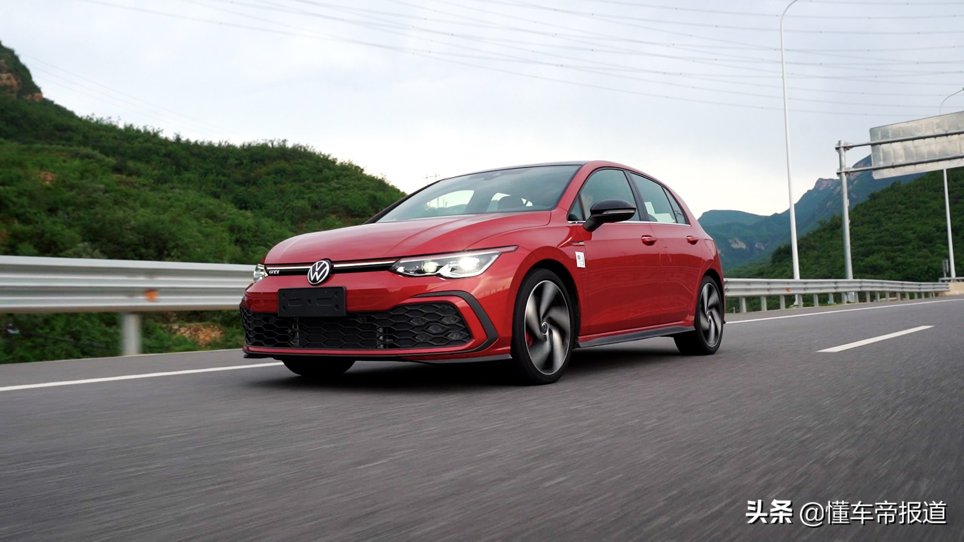 新车｜花有重开日，人无再少年，抢先试驾大众第八代高尔夫GTI