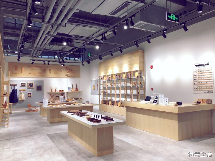 安利10家超有趣的手作店给你，木工皮具陶艺首饰，专治无聊！