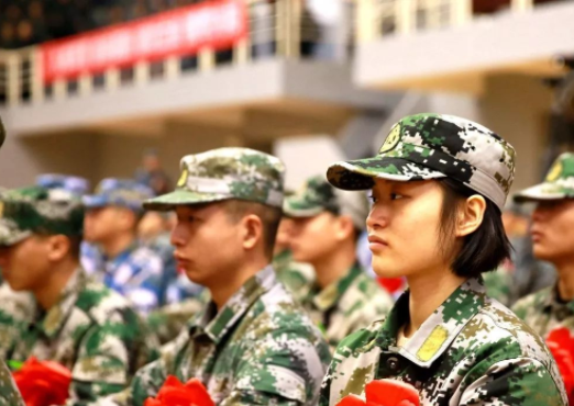 女生高考350也能当“士官”，需满足哪些条件？22届考生记得收藏