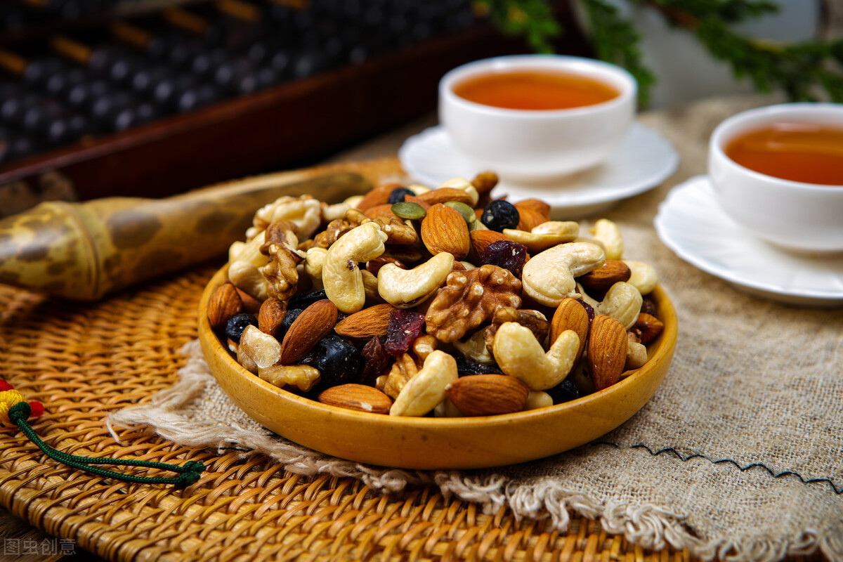 明日高考，家有考生牢记“3忌2不吃”，家长做好后勤，孩子更出色