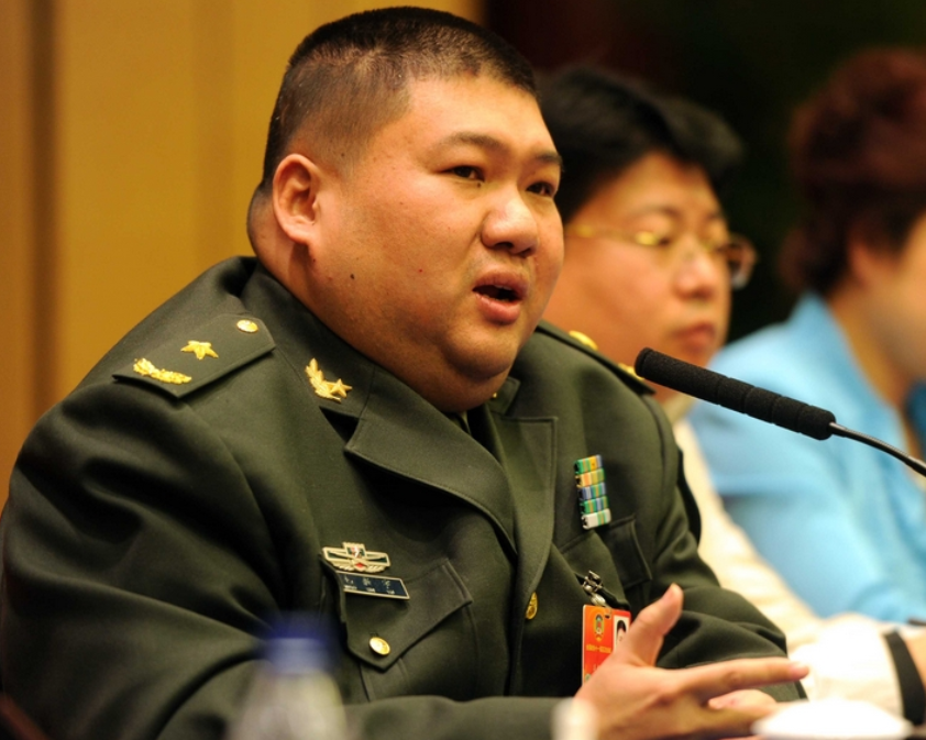 毛主席后人身负伟人“标签”，唯一嫡孙成为少将，长外孙下海经商