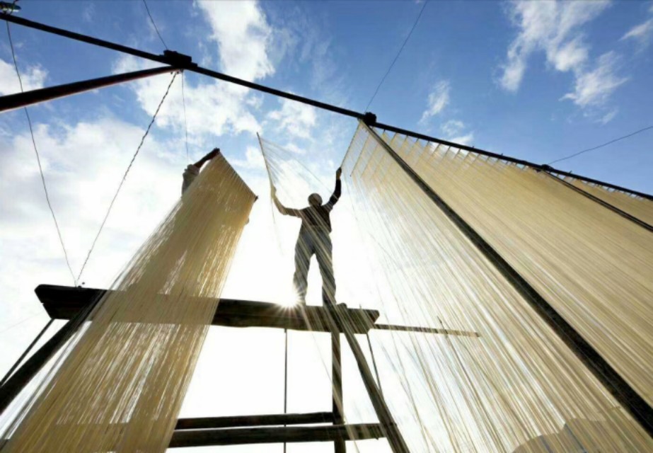 世上有种美,叫晒挂面