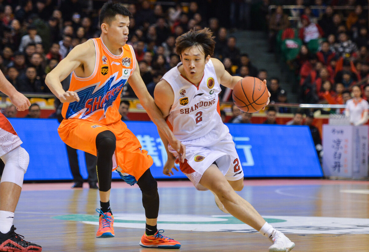 丁外援为什么得nba合同(丁彦雨航的故事：被称为四字外援，与山东队闹剧结束，盼巅峰归来)