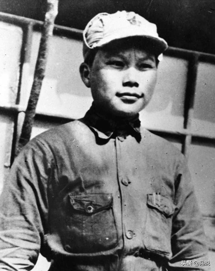井冈山“双枪女将”康克清，长征“女司令”，55年为何没授衔？