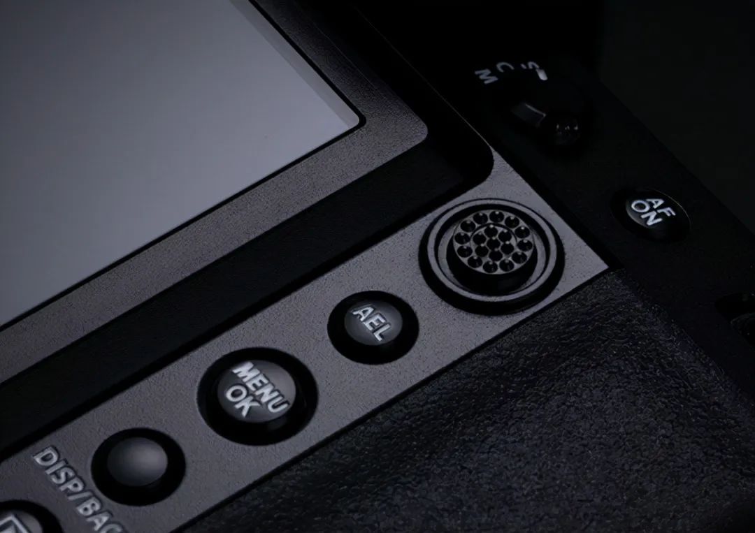 富士GFX真的可以带来全民中画幅时代吗？