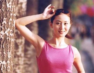 汤加丽写真2003幅 汤加丽身姿婀娜尽显曼妙身材